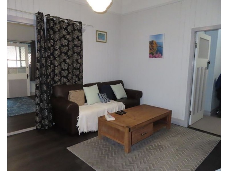 53 Wallangarra Road, Stanthorpe QLD 4380