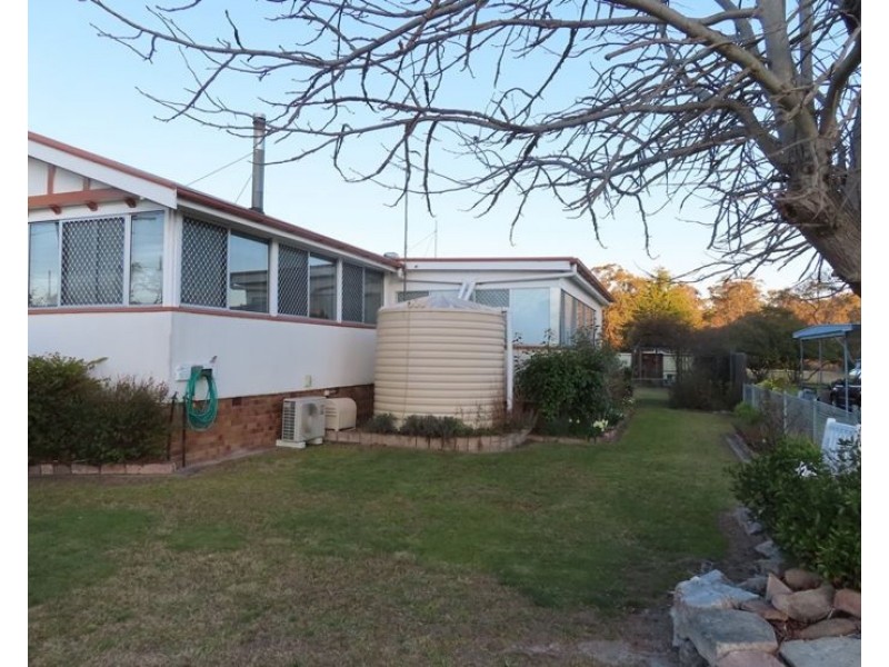 53 Wallangarra Road, Stanthorpe QLD 4380