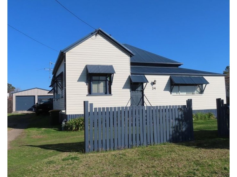 34 Archibald Street, Stanthorpe QLD 4380