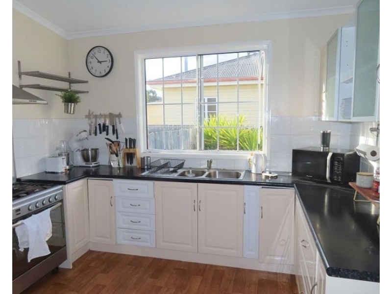 34 Archibald Street, Stanthorpe QLD 4380