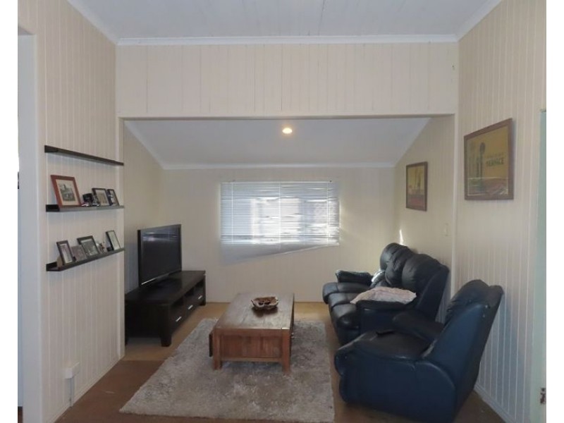 34 Archibald Street, Stanthorpe QLD 4380