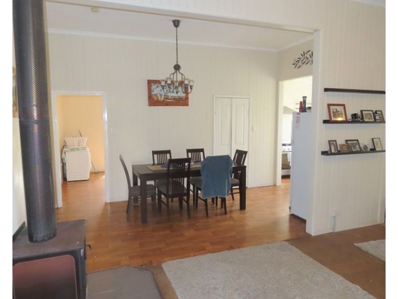 34 Archibald Street, Stanthorpe QLD 4380