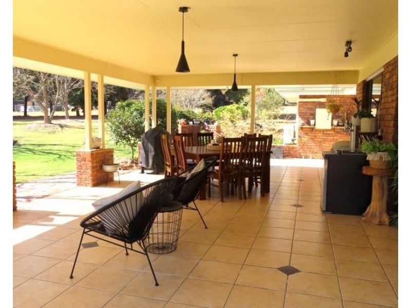 139 Hale Haven Drive, Stanthorpe QLD 4380