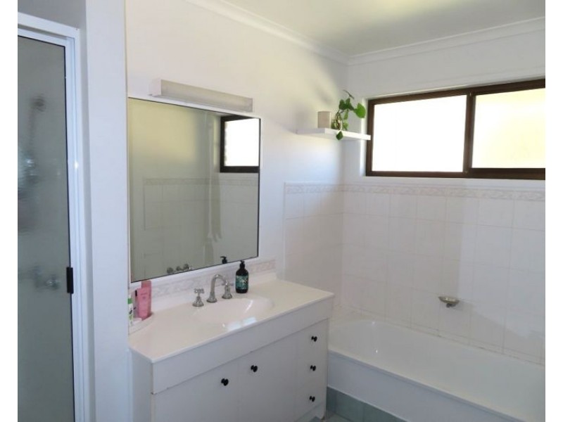 139 Hale Haven Drive, Stanthorpe QLD 4380