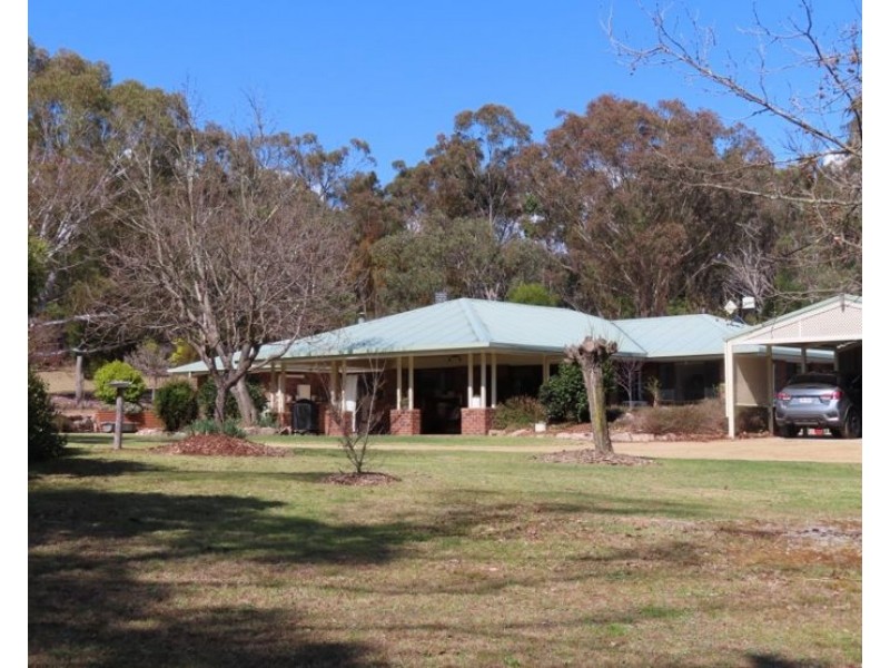 139 Hale Haven Drive, Stanthorpe QLD 4380