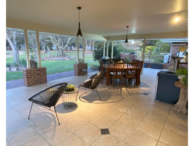 139 Hale Haven Drive, Stanthorpe QLD 4380
