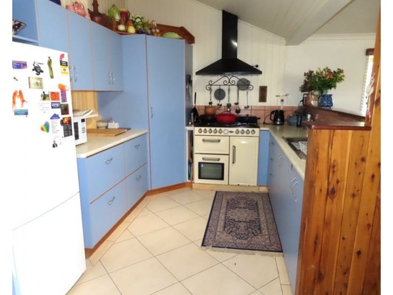 56 Greenup Street, Stanthorpe QLD 4380