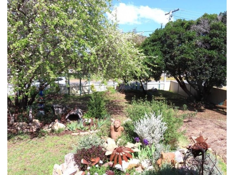 56 Greenup Street, Stanthorpe QLD 4380