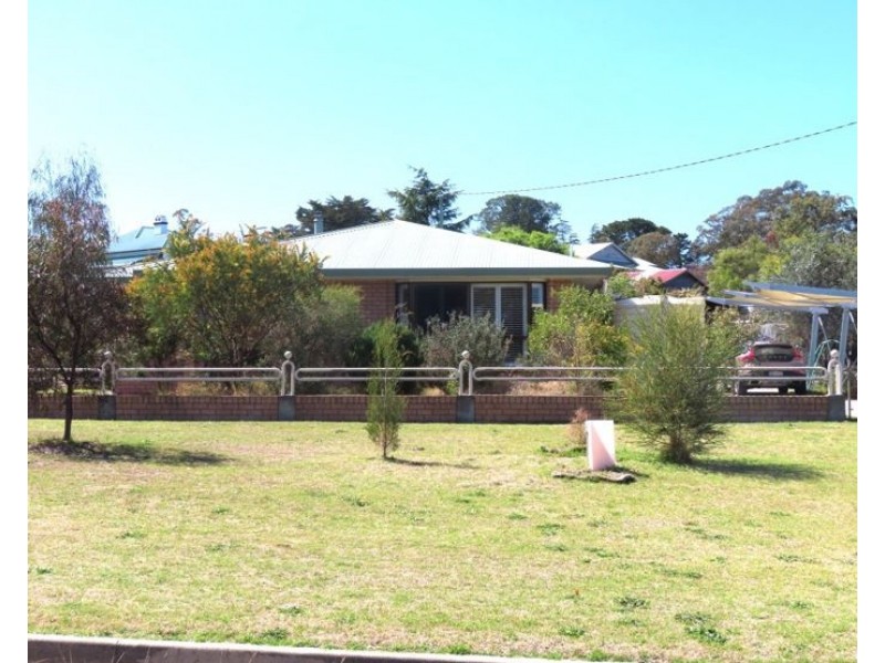 13 Tyrel Street, Stanthorpe QLD 4380