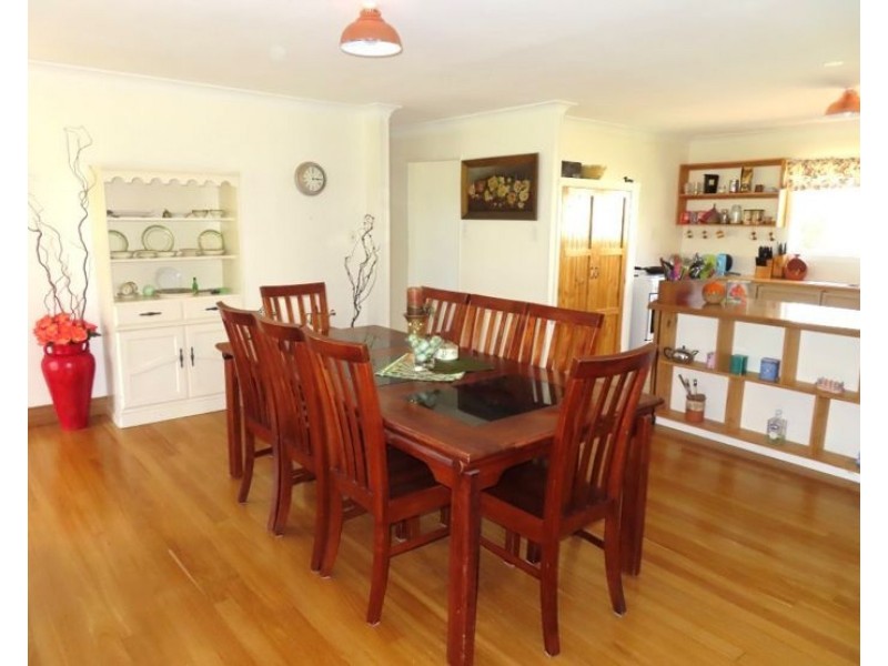 237 Caves Road, Stanthorpe QLD 4380