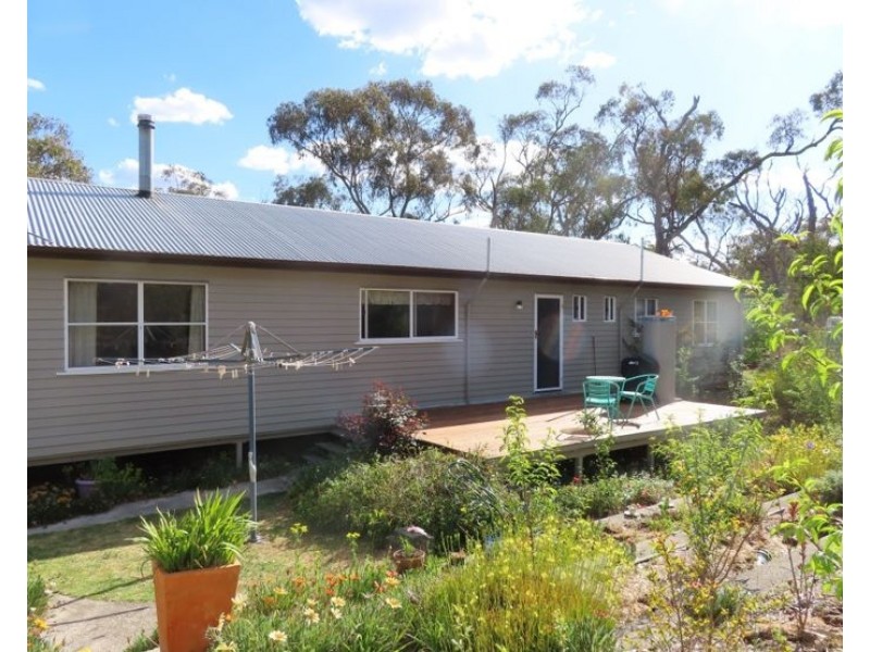 237 Caves Road, Stanthorpe QLD 4380