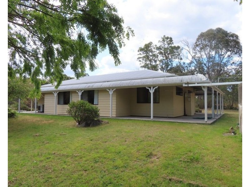 196 Church Road, The Summit QLD 4377