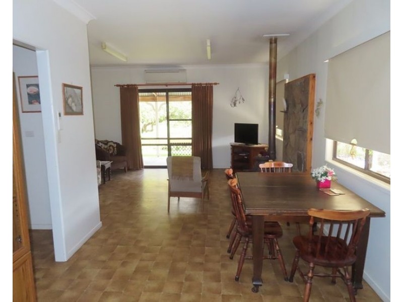 196 Church Road, The Summit QLD 4377