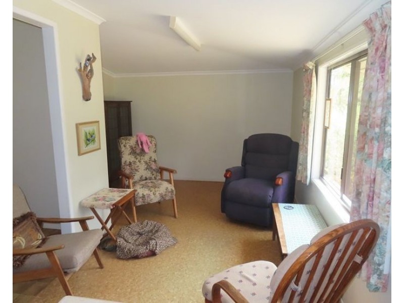 196 Church Road, The Summit QLD 4377