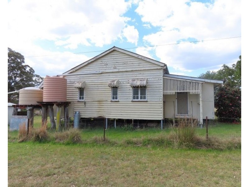 196 Church Road, The Summit QLD 4377
