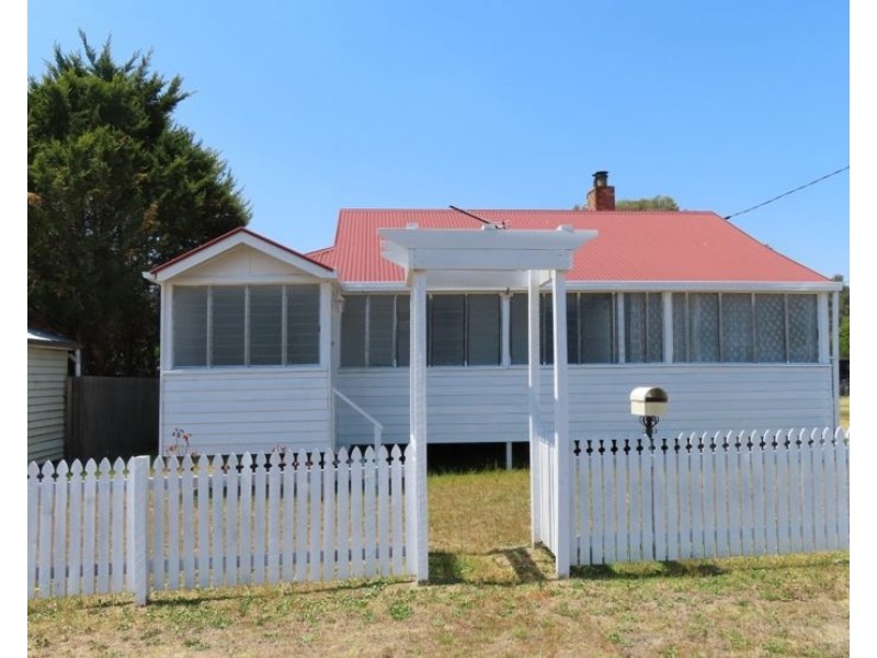 1 Symes Street, Stanthorpe QLD 4380
