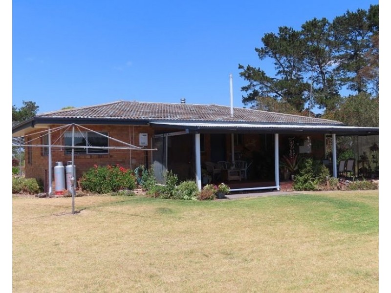 120 Pradella Road, Pozieres QLD 4352
