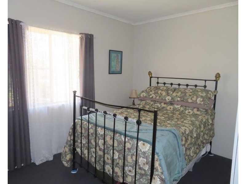 120 Pradella Road, Pozieres QLD 4352