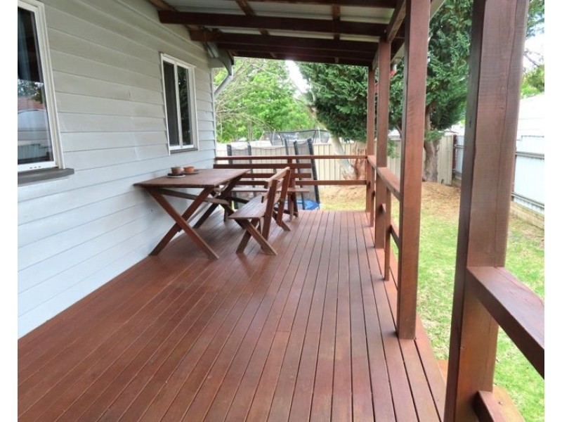 2 Pike Street, Stanthorpe QLD 4380