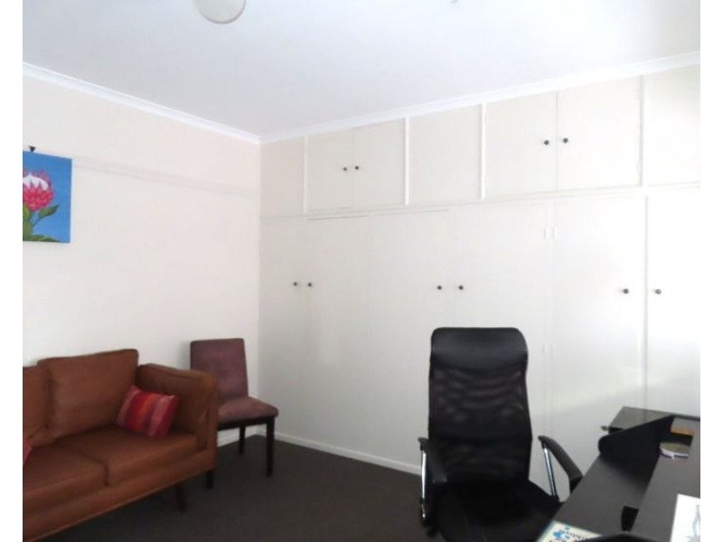 16 Matthew Street, Stanthorpe QLD 4380