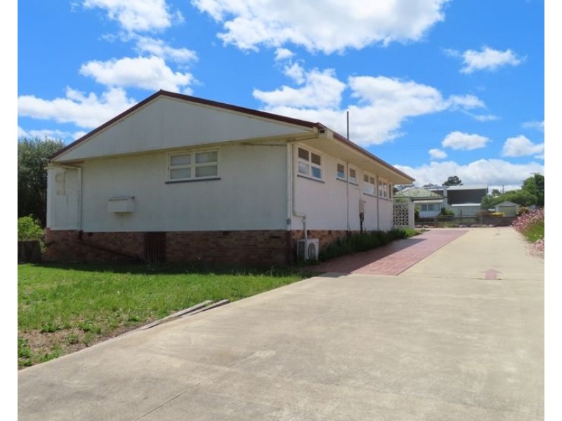 16 Matthew Street, Stanthorpe QLD 4380