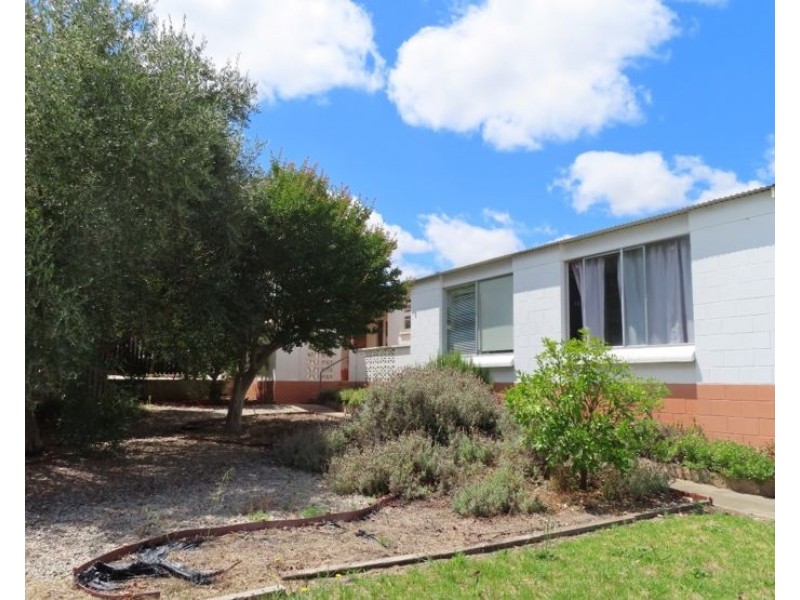 16 Matthew Street, Stanthorpe QLD 4380