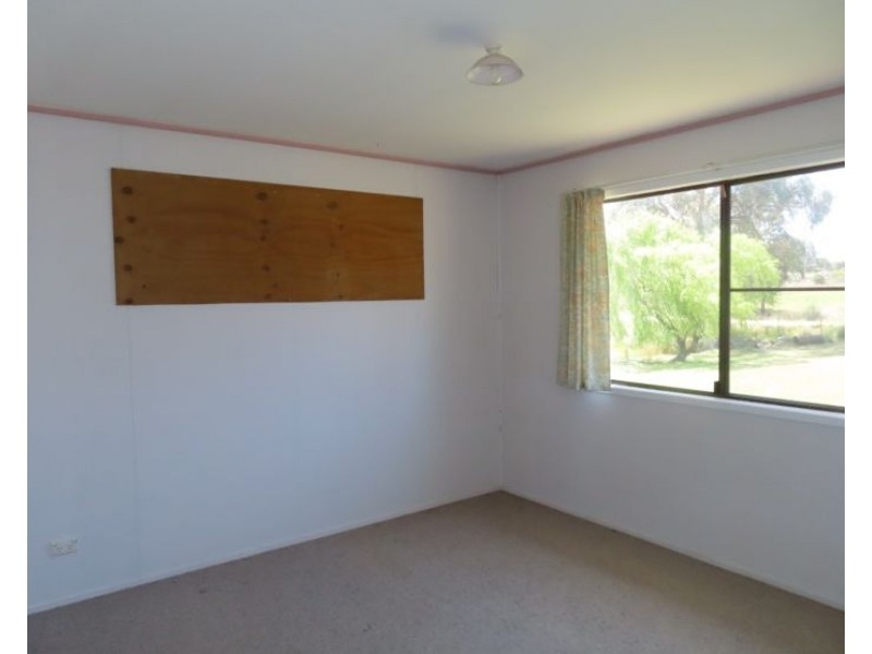 7 Jollys Falls Road, The Summit QLD 4377