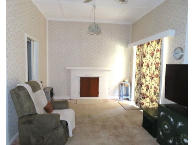 28214 New England Highway, Ballandean QLD 4382