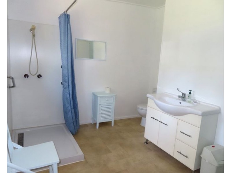 28214 New England Highway, Ballandean QLD 4382