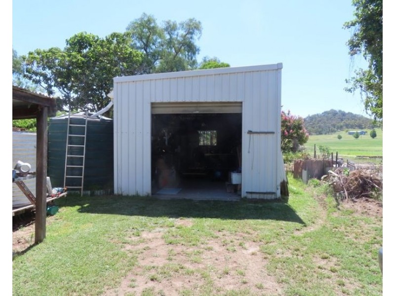 28214 New England Highway, Ballandean QLD 4382