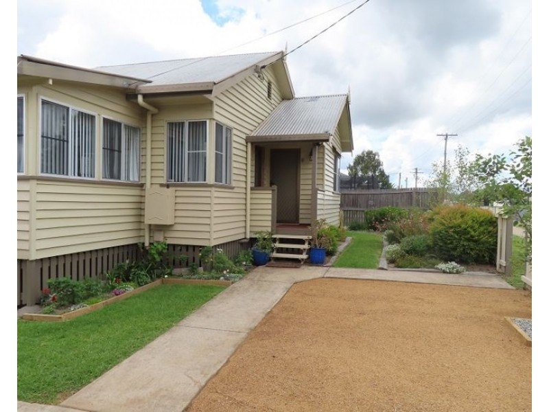 136 Folkestone Street, Stanthorpe QLD 4380