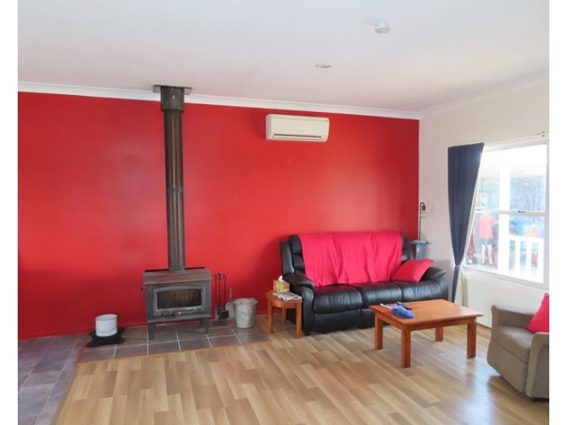 22290 New England Highway, Dalveen QLD 4374