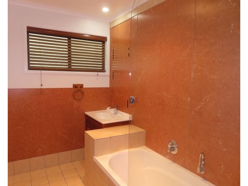 51 Greenup Street, Stanthorpe QLD 4380