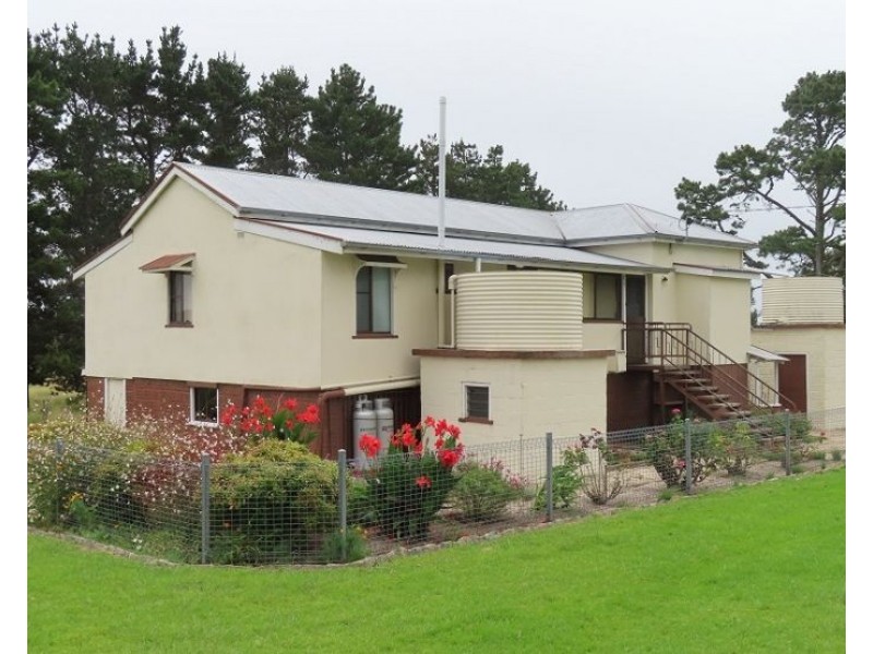 24955 New England Highway, Thulimbah QLD 4376