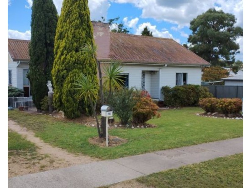 16 Bridge Street, Stanthorpe QLD 4380