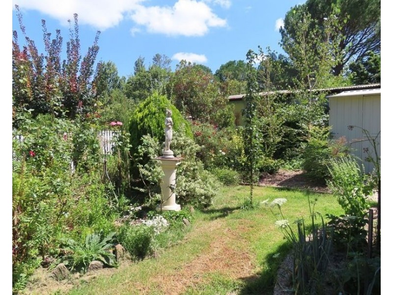 16 Anzac Street, Stanthorpe QLD 4380