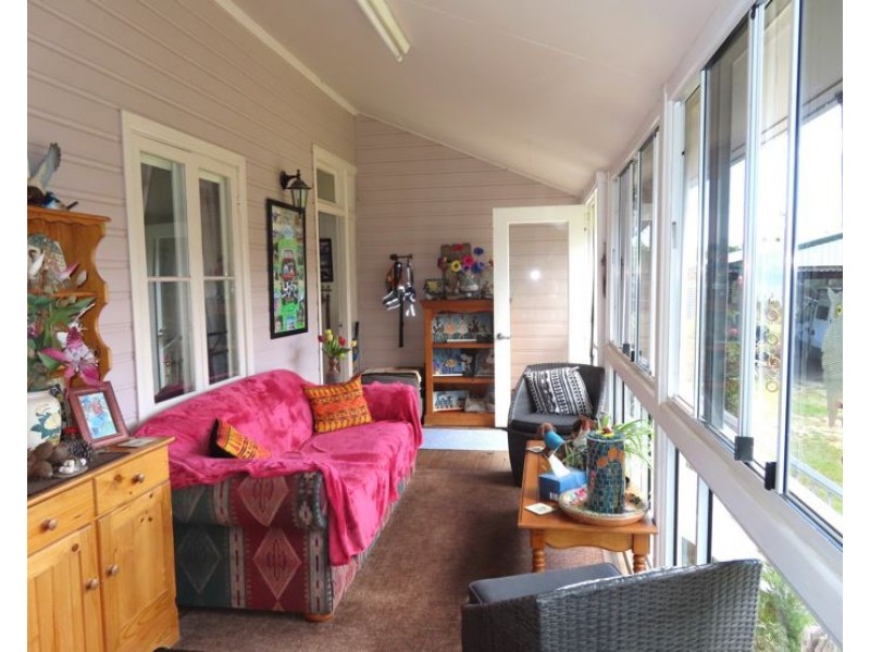 329 Amosfield Road, Dalcouth QLD 4380