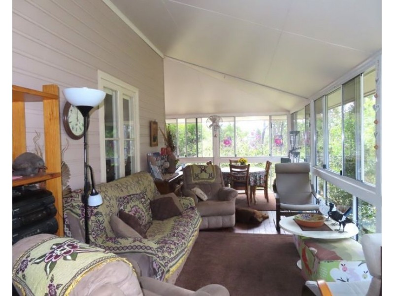 329 Amosfield Road, Dalcouth QLD 4380