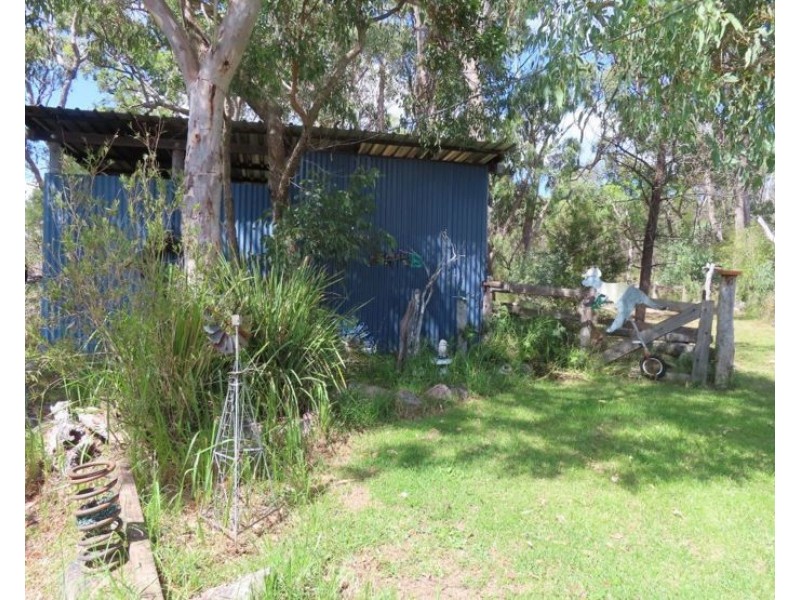 329 Amosfield Road, Dalcouth QLD 4380