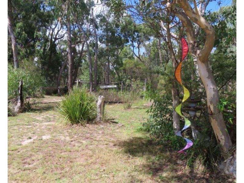 329 Amosfield Road, Dalcouth QLD 4380