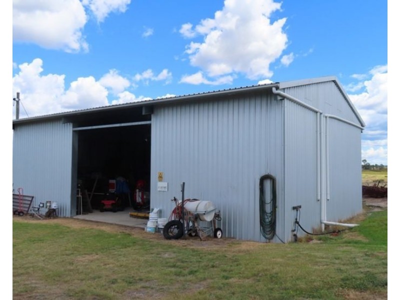 57 Collins Road, Glen Aplin QLD 4381