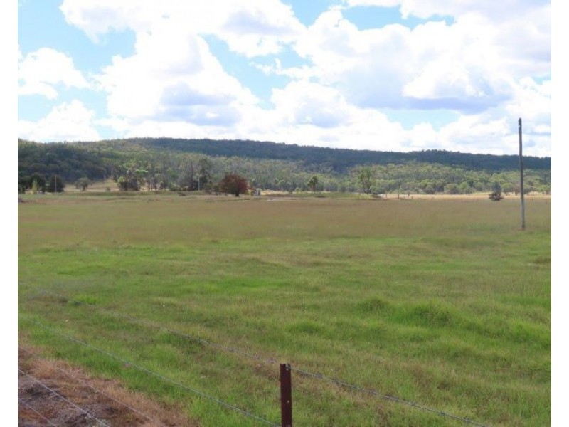 57 Collins Road, Glen Aplin QLD 4381