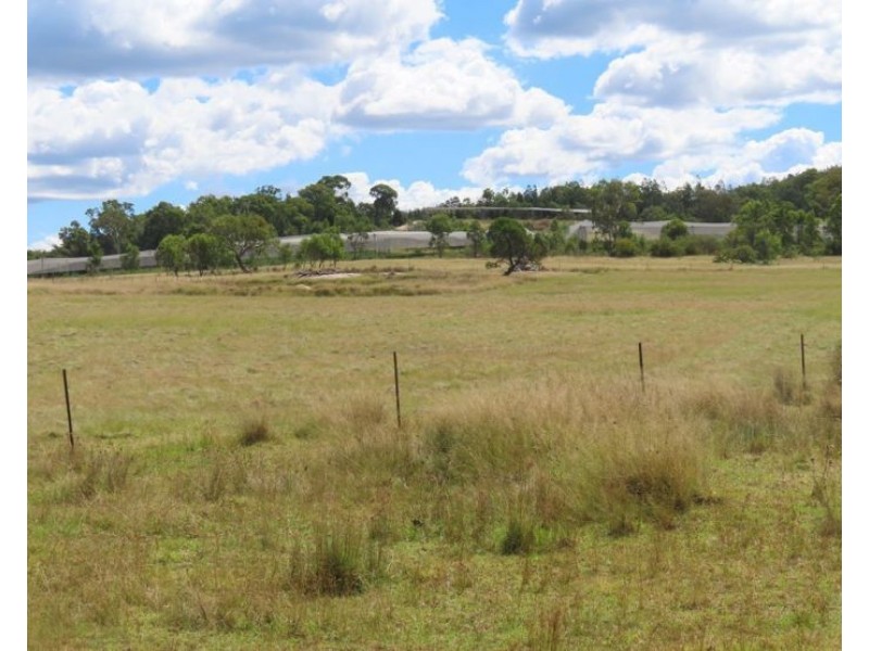 57 Collins Road, Glen Aplin QLD 4381