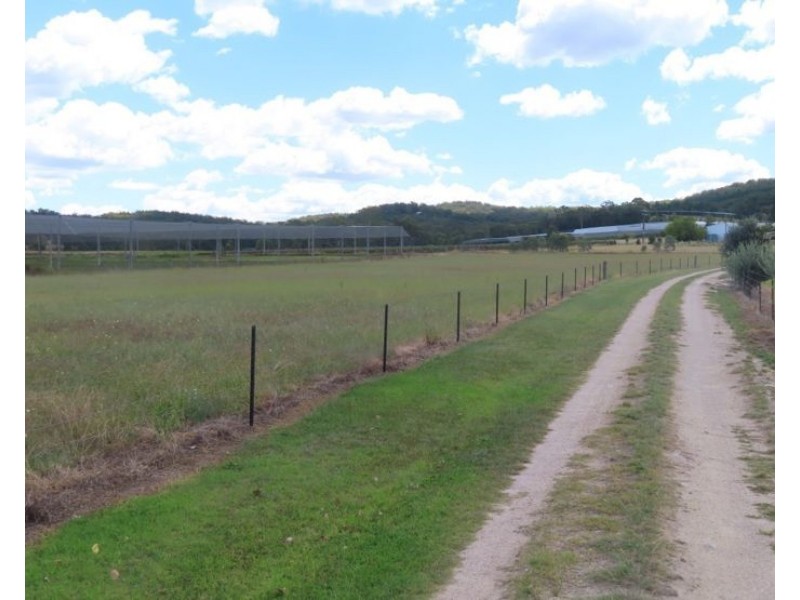 57 Collins Road, Glen Aplin QLD 4381