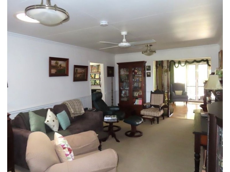 57 Collins Road, Glen Aplin QLD 4381