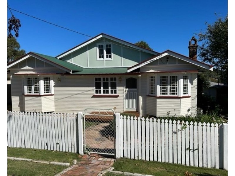 7 Plant Street, Stanthorpe QLD 4380