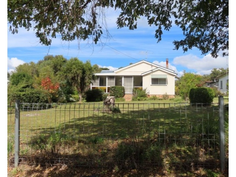 31 College Road, Stanthorpe QLD 4380