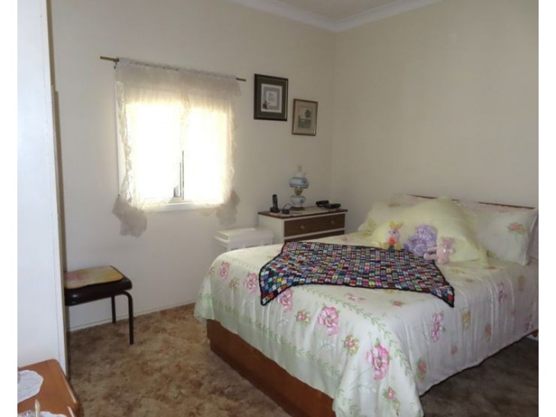 31 College Road, Stanthorpe QLD 4380