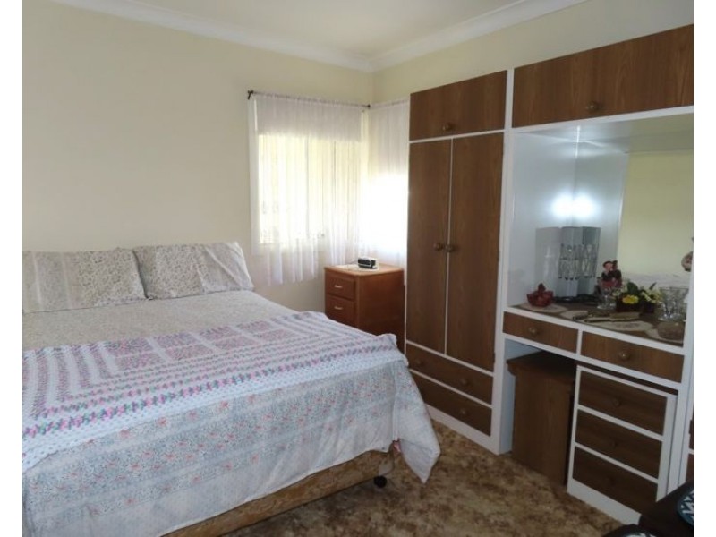 31 College Road, Stanthorpe QLD 4380