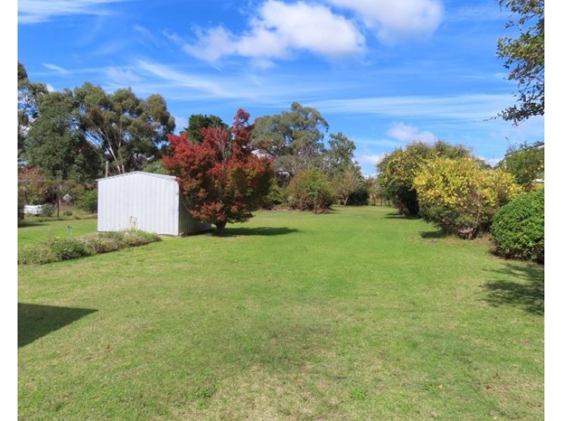 31 College Road, Stanthorpe QLD 4380